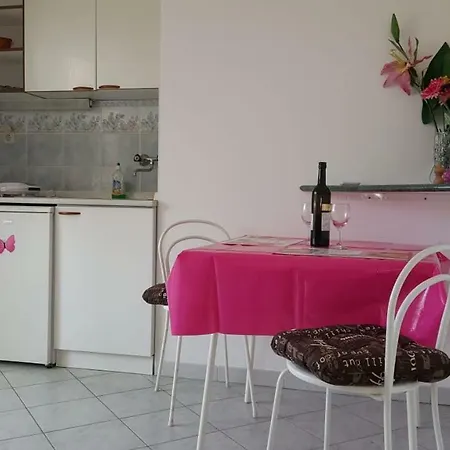 Marina Apartment Razanj